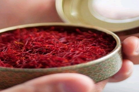 زعفران نگین بسته بندی